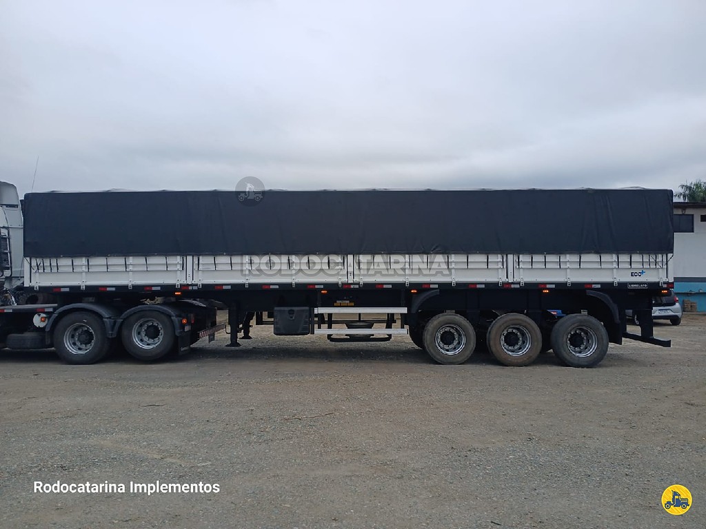 Carreta SEMI-REBOQUE GRANELEIRO Librelato ANO 2023 3 Eixos de Rodocatarina Implementos LTDA na Santa Catarina