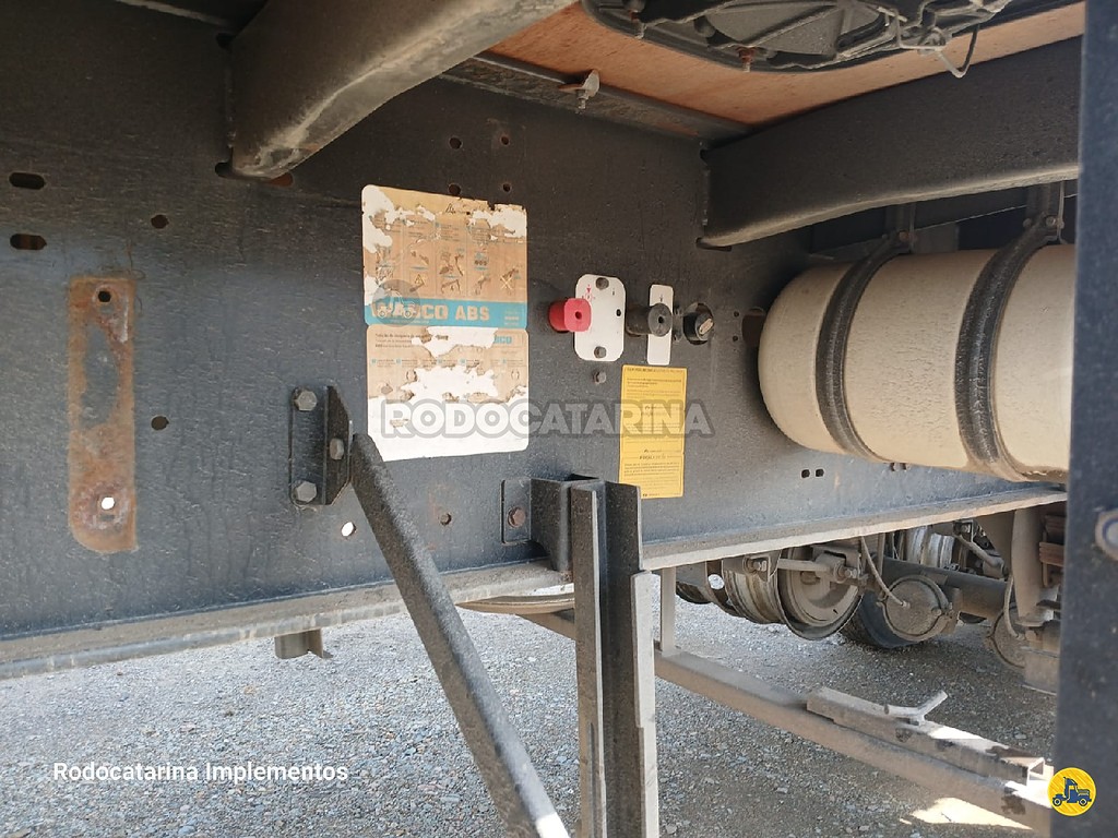 Carreta SEMI-REBOQUE GRANELEIRO Librelato ANO 2022 3 Eixos de Rodocatarina Implementos LTDA na Santa Catarina