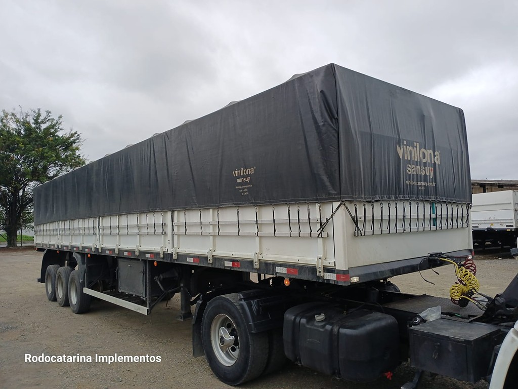Carreta SEMI-REBOQUE GRANELEIRO Librelato ANO 2022 3 Eixos de Rodocatarina Implementos LTDA na Santa Catarina