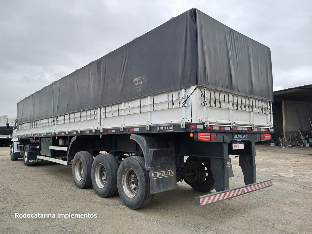 Carreta SEMI-REBOQUE GRANELEIRO Librelato ANO 2022 3 Eixos de Rodocatarina Implementos LTDA na Santa Catarina