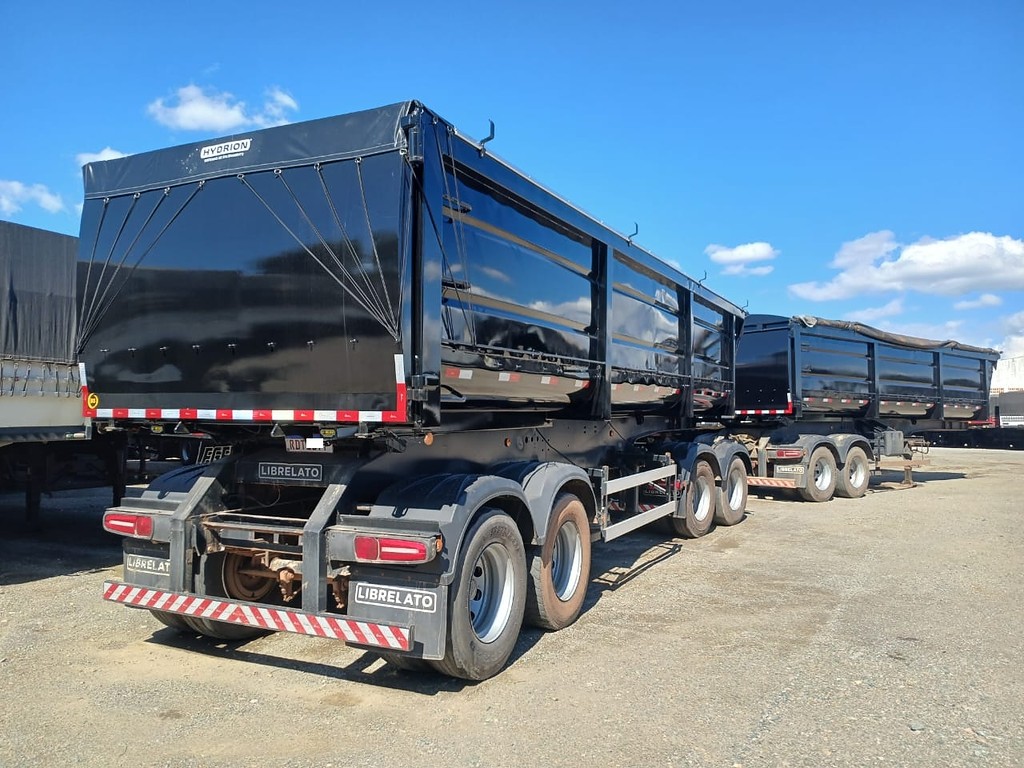 Carreta RODOTREM BASCULANTE Librelato ANO 2021 9 Eixos de Rodocatarina Implementos LTDA na Santa Catarina