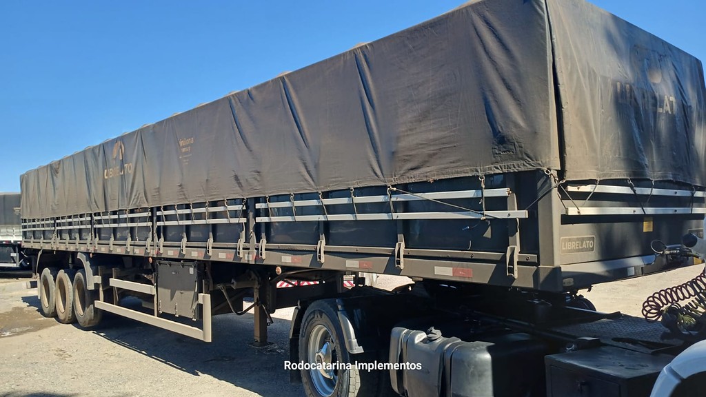 Carreta SEMI-REBOQUE GRANELEIRO Librelato ANO 2019 3 Eixos de Rodocatarina Implementos LTDA na Santa Catarina