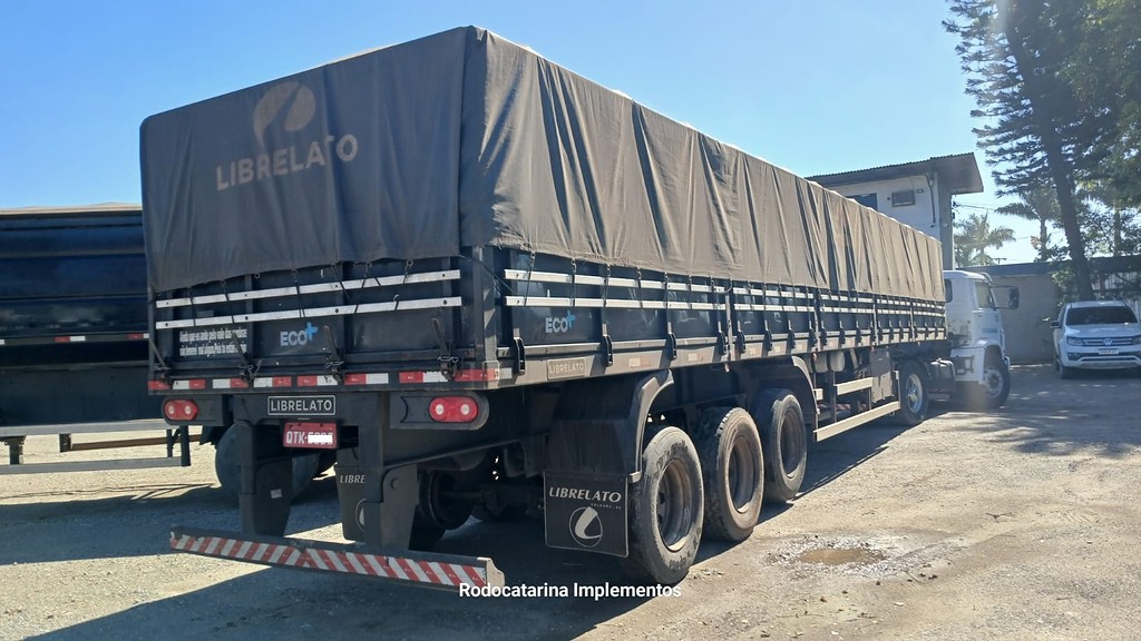 Carreta SEMI-REBOQUE GRANELEIRO Librelato ANO 2019 3 Eixos de Rodocatarina Implementos LTDA na Santa Catarina