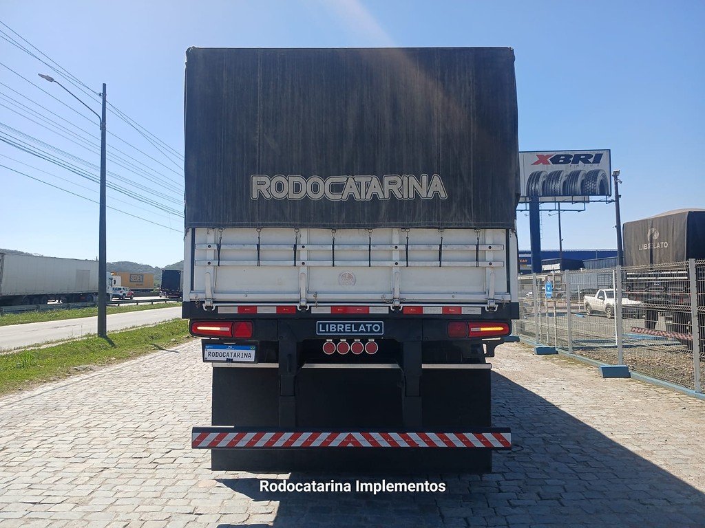 Carreta SEMI-REBOQUE GRANELEIRO Librelato ANO 2020 3 Eixos de Rodocatarina Implementos LTDA na Santa Catarina