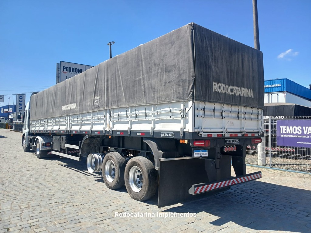 Carreta SEMI-REBOQUE GRANELEIRO Librelato ANO 2020 3 Eixos de Rodocatarina Implementos LTDA na Santa Catarina