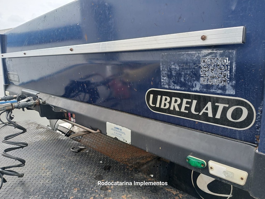 Carreta SEMI-REBOQUE CARGA SECA Librelato ANO 2014 1 Eixo de Rodocatarina Implementos LTDA na Santa Catarina