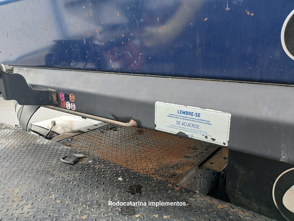Carreta SEMI-REBOQUE CARGA SECA Librelato ANO 2014 1 Eixo de Rodocatarina Implementos LTDA na Santa Catarina