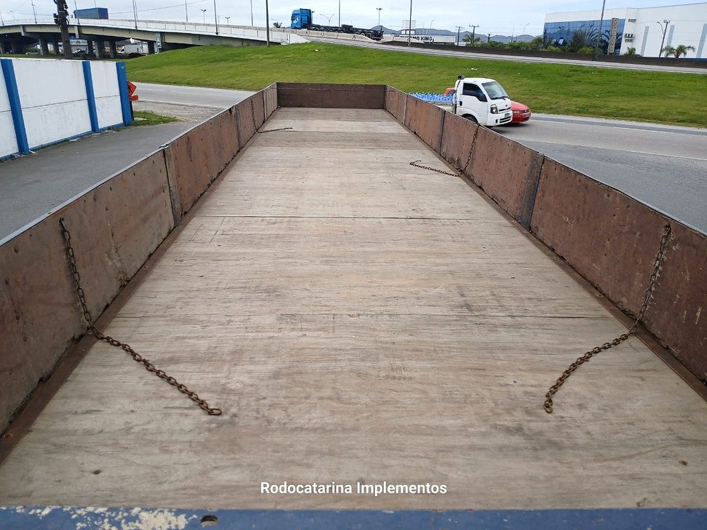 Carreta SEMI-REBOQUE CARGA SECA Librelato ANO 2014 1 Eixo de Rodocatarina Implementos LTDA na Santa Catarina