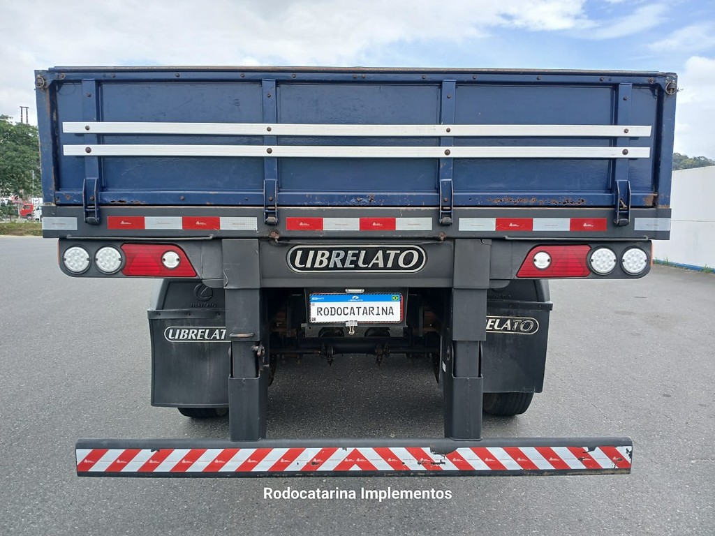 Carreta SEMI-REBOQUE CARGA SECA Librelato ANO 2014 1 Eixo de Rodocatarina Implementos LTDA na Santa Catarina