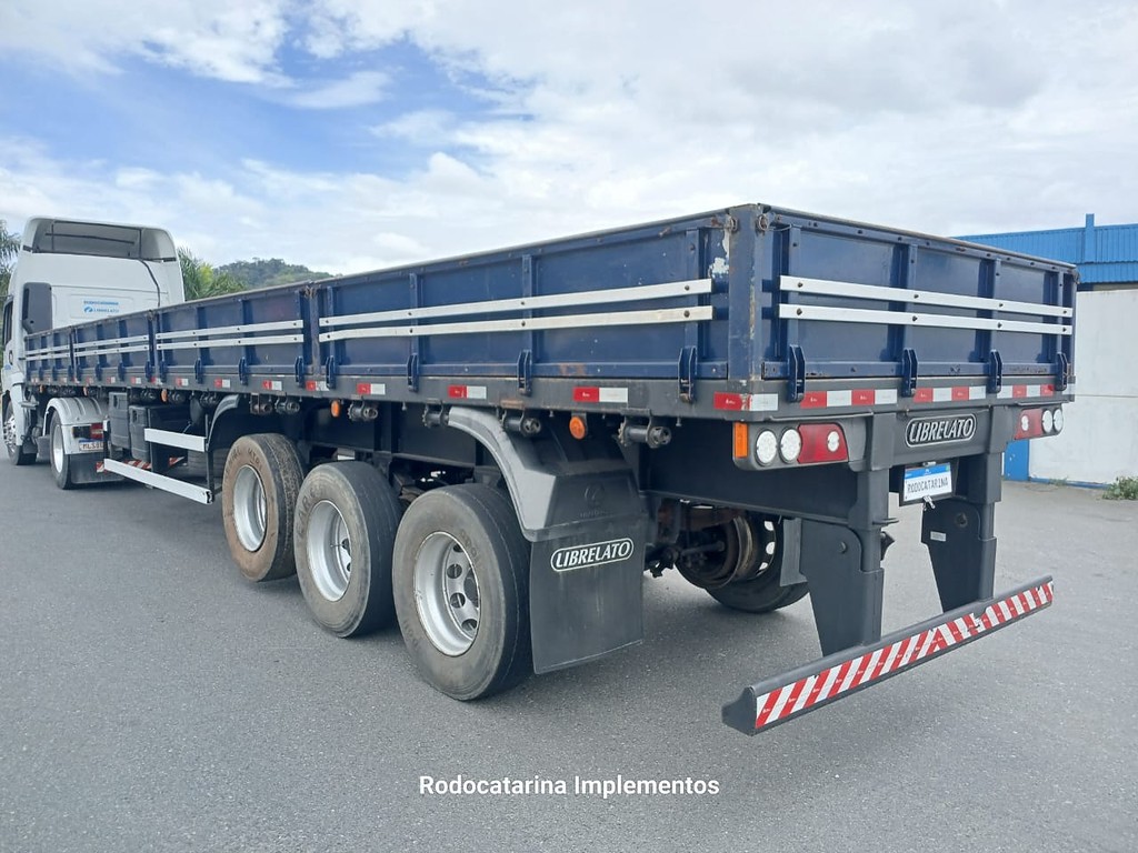 Carreta SEMI-REBOQUE CARGA SECA Librelato ANO 2014 1 Eixo de Rodocatarina Implementos LTDA na Santa Catarina