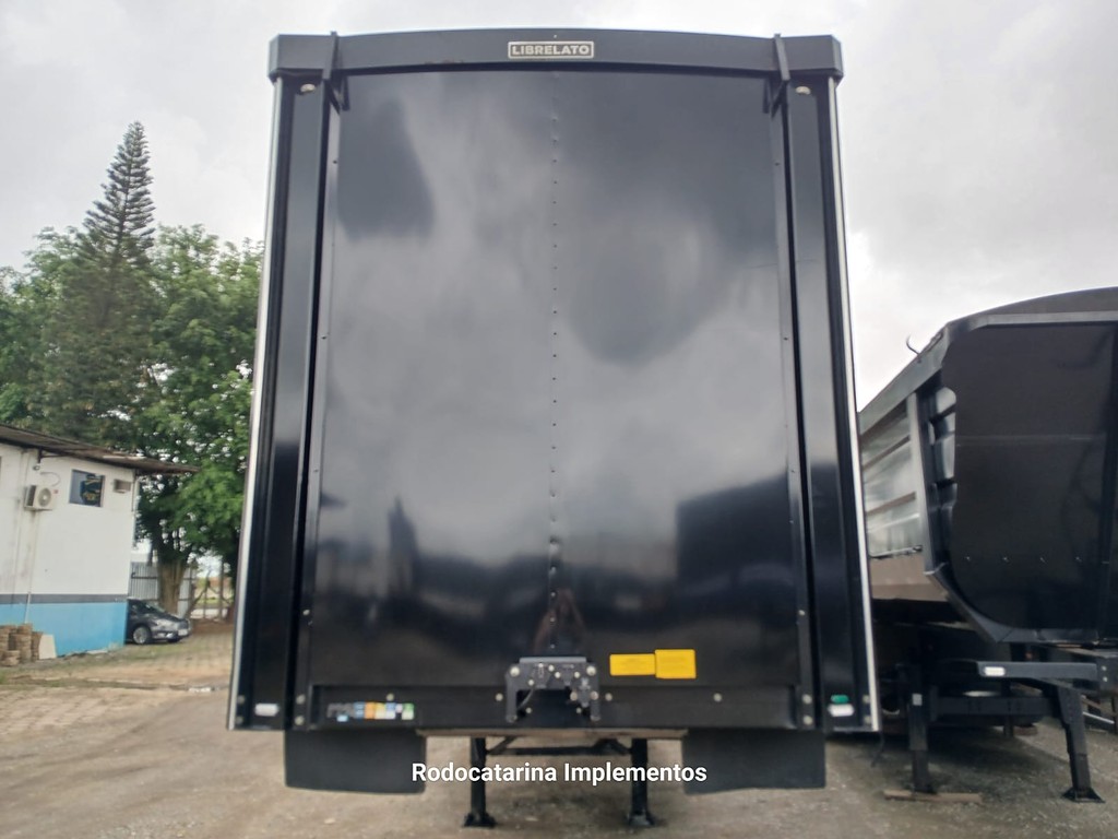 Carreta SEMI-REBOQUE BAU SIDER Librelato ANO 2024 3 Eixos de Rodocatarina Implementos LTDA na Santa Catarina