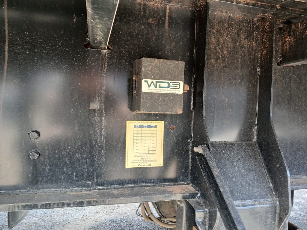 Carreta SEMI-REBOQUE BAU SIDER Librelato ANO 2022 1 Eixo de Rodocatarina Implementos LTDA na Santa Catarina