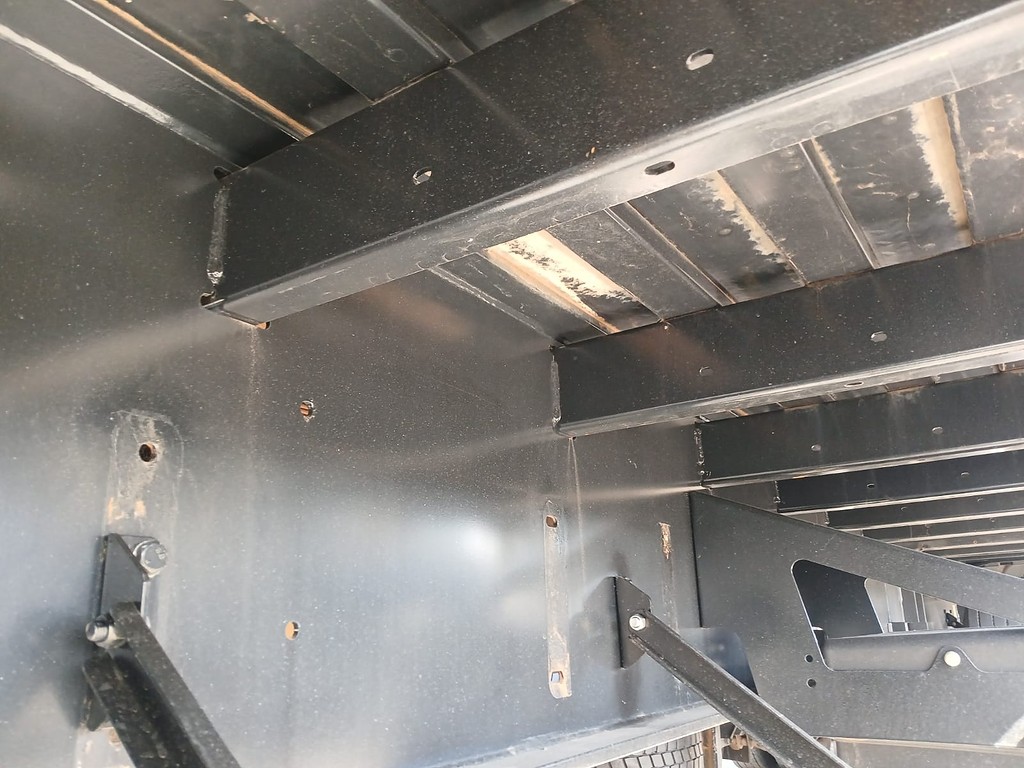 Carreta SEMI-REBOQUE BAU SIDER Librelato ANO 2022 1 Eixo de Rodocatarina Implementos LTDA na Santa Catarina