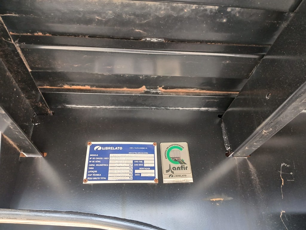 Carreta SEMI-REBOQUE BAU SIDER Librelato ANO 2022 1 Eixo de Rodocatarina Implementos LTDA na Santa Catarina