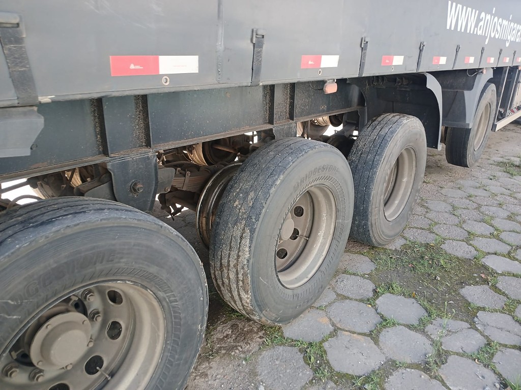 Carreta SEMI-REBOQUE BAU SIDER Librelato ANO 2023 4 Eixos de Rodocatarina Implementos LTDA na Santa Catarina