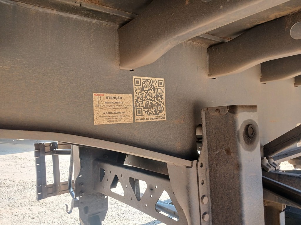 Carreta SEMI-REBOQUE GRANELEIRO Facchini ANO 2022 1+1+1 Vanderleia de Rodocatarina Implementos LTDA na Santa Catarina