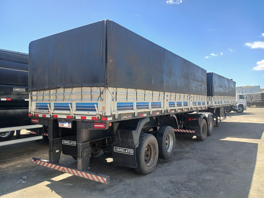 Carreta BITREM GRANELEIRO Librelato ANO 2021 4 Eixos de Rodocatarina Implementos LTDA na Santa Catarina