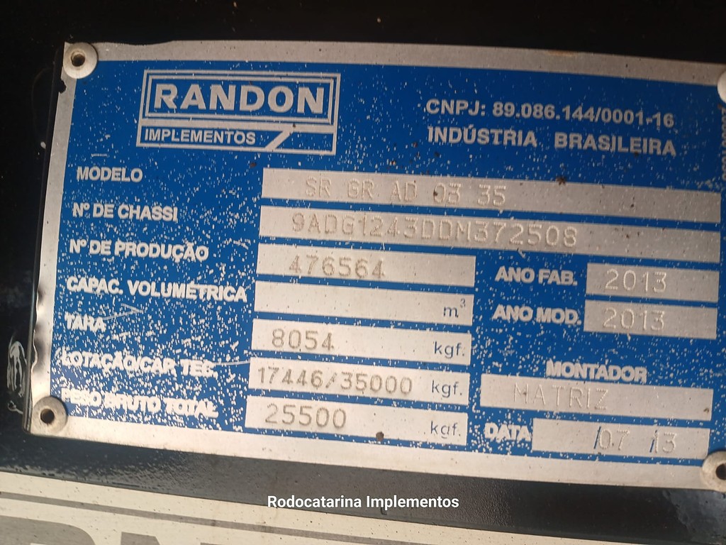Carreta SEMI-REBOQUE GRANELEIRO Librelato ANO 2013 3 Eixos de Rodocatarina Implementos LTDA na Santa Catarina