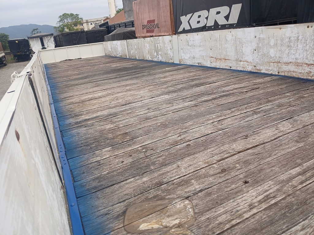 Carreta SEMI-REBOQUE CARGA SECA Randon ANO 2008 1+1+1 Vanderleia de Rodocatarina Implementos LTDA na Santa Catarina