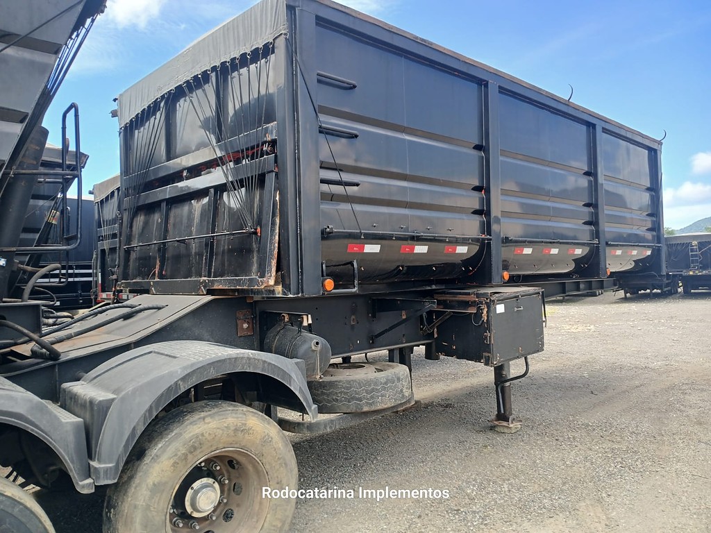 Carreta BITREM BASCULANTE Librelato ANO 2021 4 Eixos de Rodocatarina Implementos LTDA na Santa Catarina