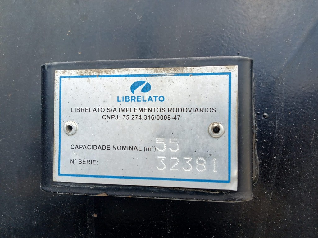 Carreta SEMI-REBOQUE BASCULANTE Librelato ANO 2023 4 Eixos de Rodocatarina Implementos LTDA na Santa Catarina