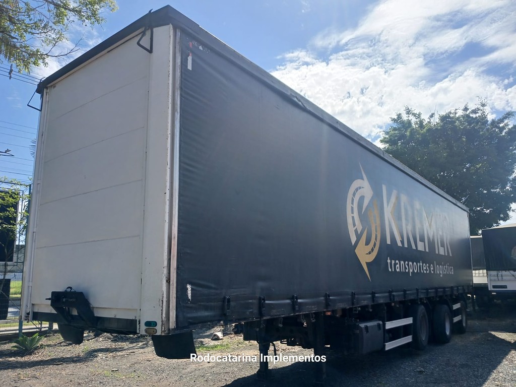 Carreta SEMI-REBOQUE BAU SIDER Facchini ANO 2015 1+1+1 Vanderleia de Rodocatarina Implementos LTDA na Santa Catarina