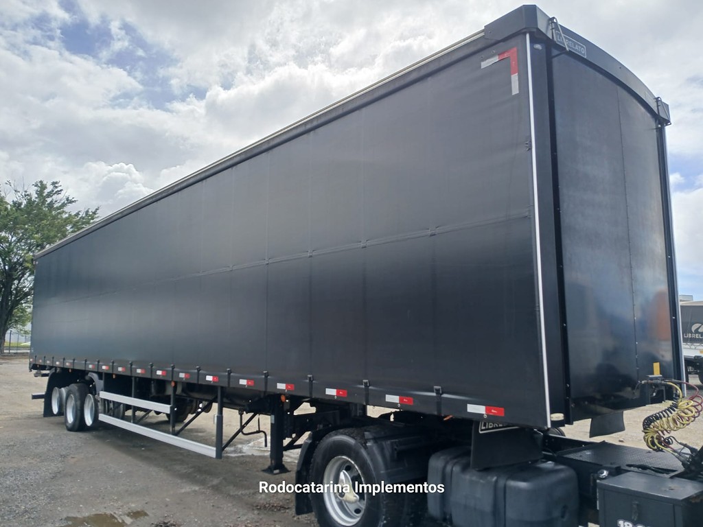 Carreta SEMI-REBOQUE BAU SIDER Librelato ANO 2021 3 Eixos de Rodocatarina Implementos LTDA na Santa Catarina