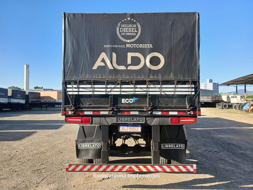 Carreta BITREM GRANELEIRO Librelato ANO 2021 1 Eixo de Rodocatarina Implementos LTDA na Santa Catarina