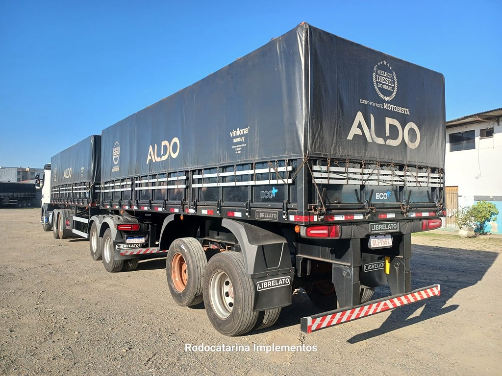 Carreta BITREM GRANELEIRO Librelato ANO 2021 1 Eixo de Rodocatarina Implementos LTDA na Santa Catarina
