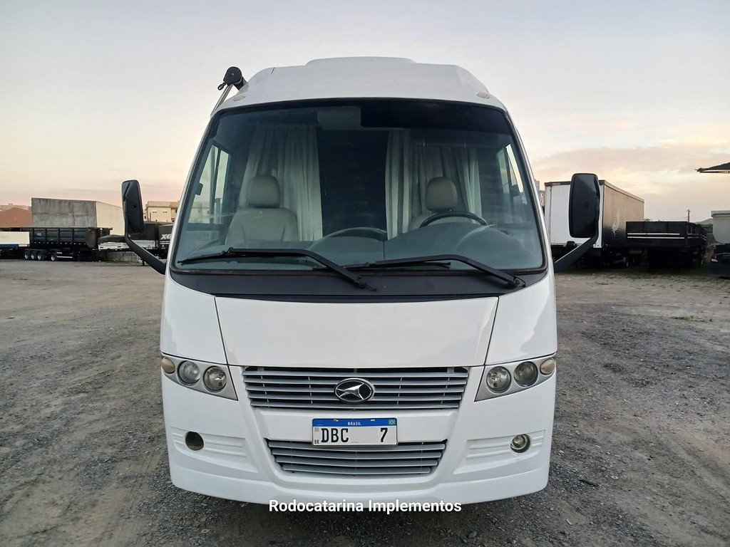 Caminhão AGRALE 8500 CD Motorhome ANO 2006 de Rodocatarina Implementos LTDA na Santa Catarina