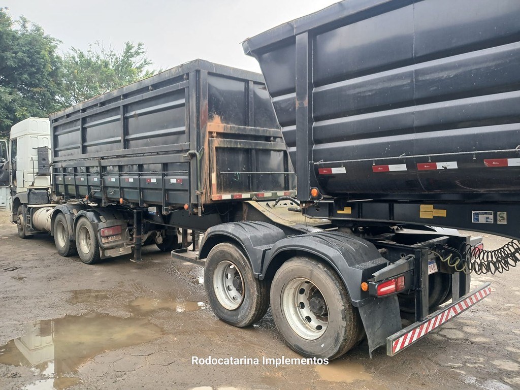 Carreta BITREM BASCULANTE Librelato ANO 2018 1 Eixo de Rodocatarina Implementos LTDA na Santa Catarina