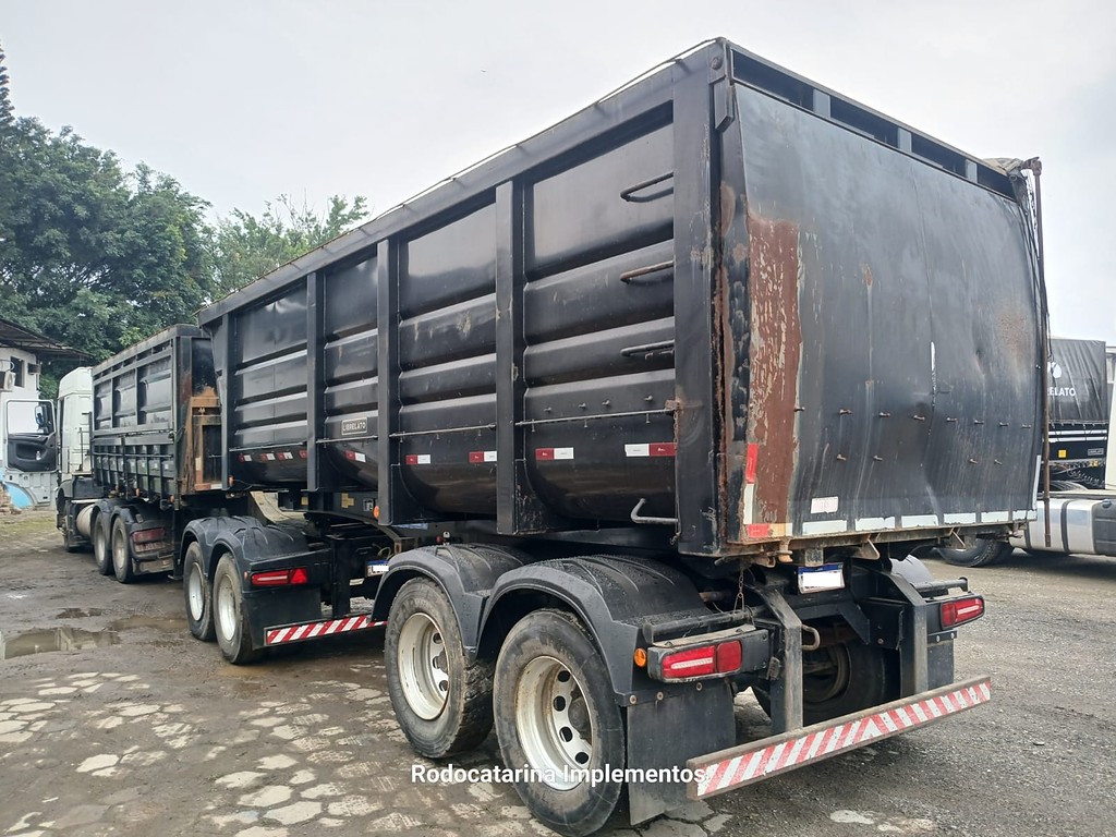 Carreta BITREM BASCULANTE Librelato ANO 2018 1 Eixo de Rodocatarina Implementos LTDA na Santa Catarina