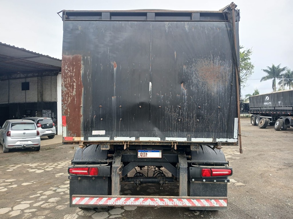 Carreta BITREM BASCULANTE Librelato ANO 2018 1 Eixo de Rodocatarina Implementos LTDA na Santa Catarina