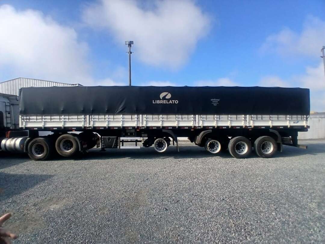 Carreta SEMI-REBOQUE GRANELEIRO Librelato ANO 2023 4 Eixos de Rodocatarina Implementos LTDA na Santa Catarina