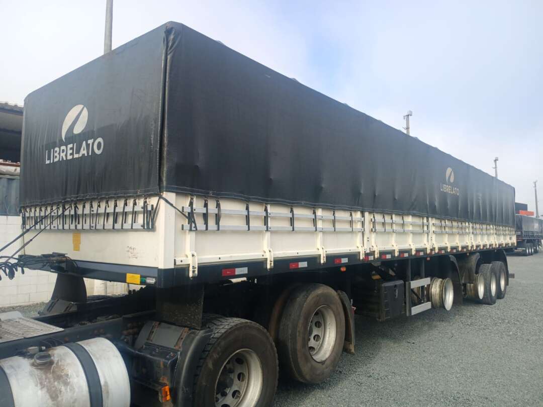 Carreta SEMI-REBOQUE GRANELEIRO Librelato ANO 2023 4 Eixos de Rodocatarina Implementos LTDA na Santa Catarina