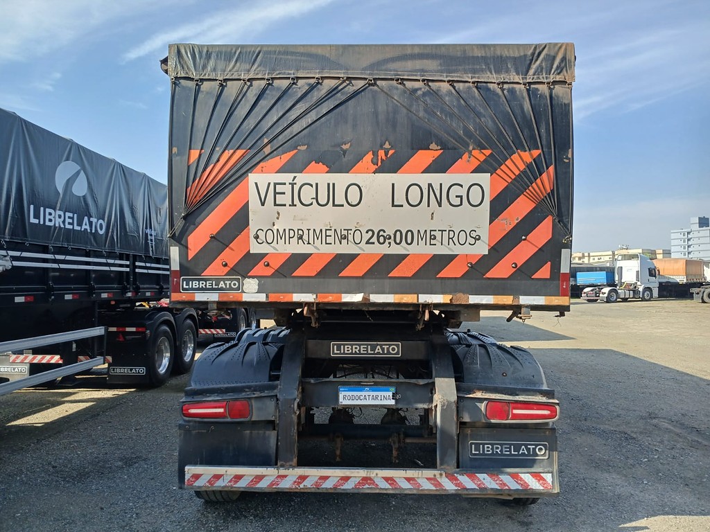 Carreta RODOTREM BASCULANTE Librelato ANO 2020 6 Eixos de Rodocatarina Implementos LTDA na Santa Catarina