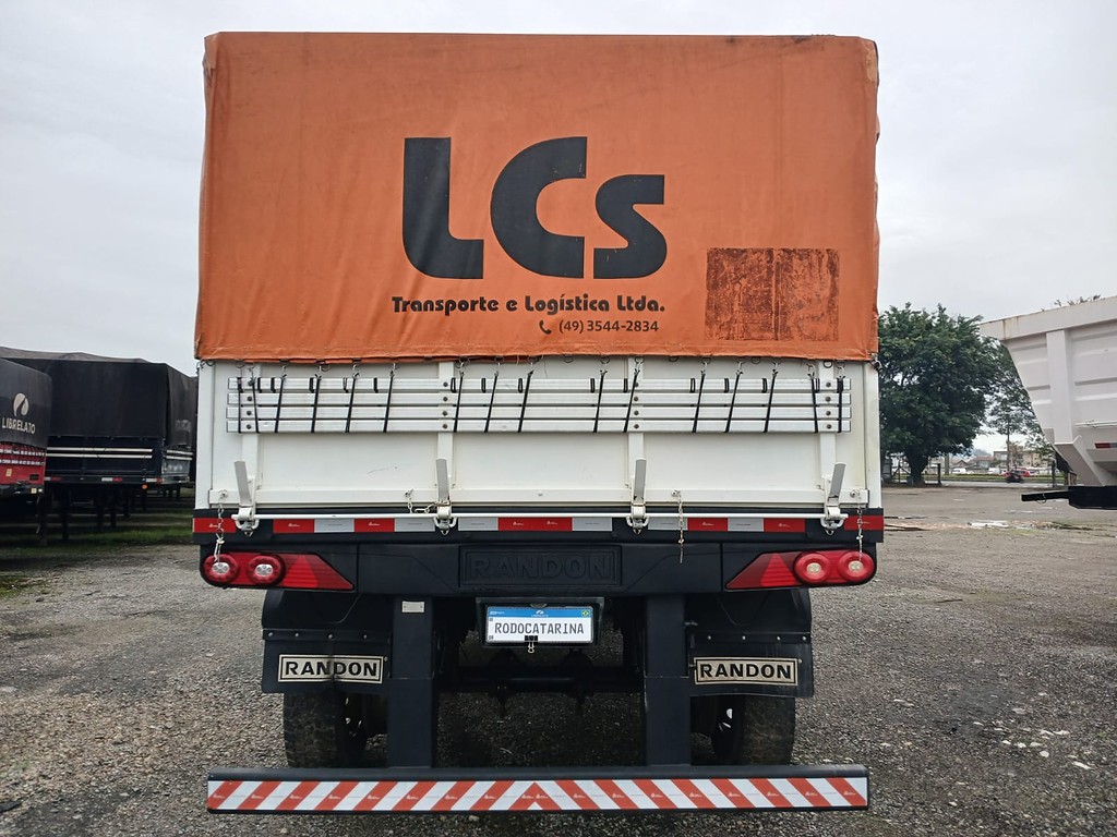 Carreta SEMI-REBOQUE GRANELEIRO Randon ANO 2014 1 Eixo de Rodocatarina Implementos LTDA na Santa Catarina