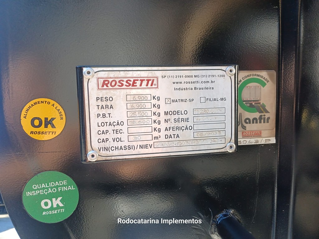 Carreta SEMI-REBOQUE BASCULANTE Rosseti ANO 2023 1 Eixo de Rodocatarina Implementos LTDA na Santa Catarina