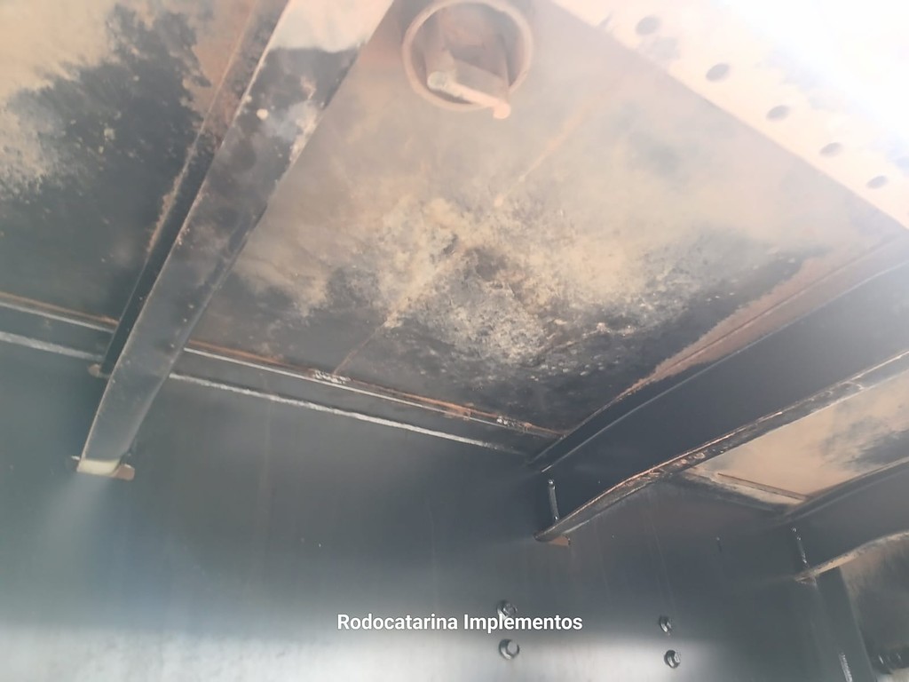 Carreta SEMI-REBOQUE GRANELEIRO Librelato ANO 2022 4 Eixos de Rodocatarina Implementos LTDA na Santa Catarina
