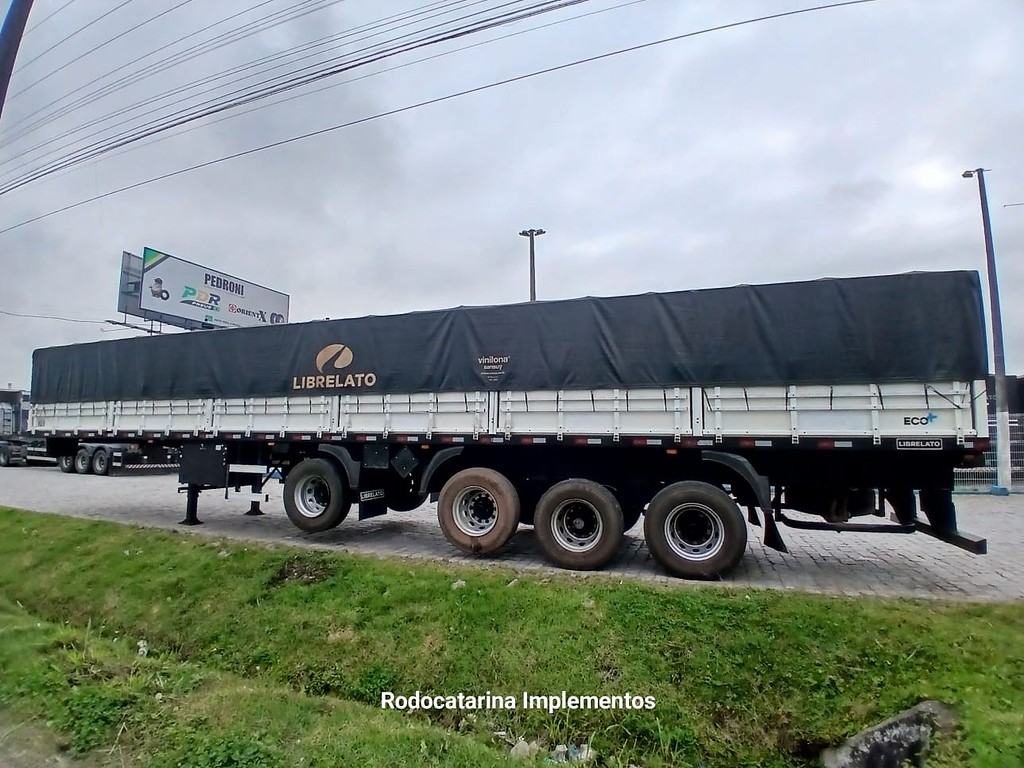 Carreta SEMI-REBOQUE GRANELEIRO Librelato ANO 2022 4 Eixos de Rodocatarina Implementos LTDA na Santa Catarina