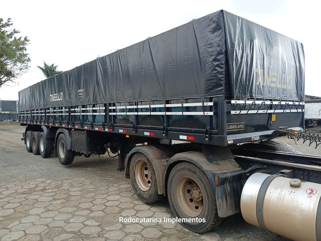 Carreta SEMI-REBOQUE GRANELEIRO Librelato ANO 2023 4 Eixos de Rodocatarina Implementos LTDA na Santa Catarina