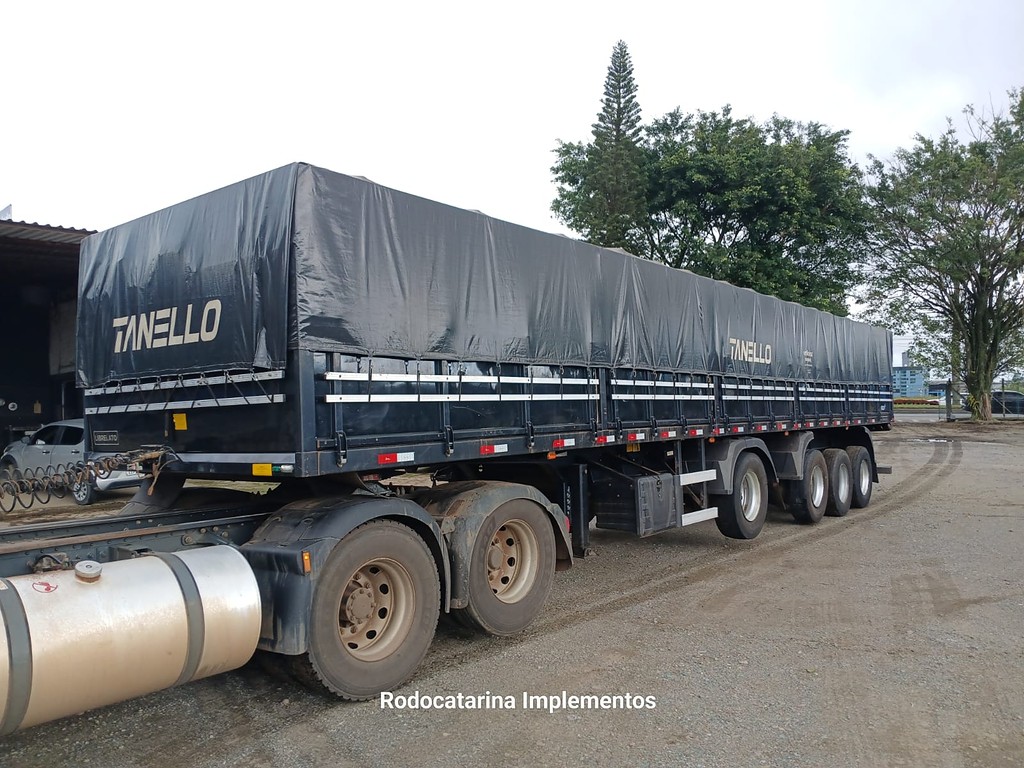 Carreta SEMI-REBOQUE GRANELEIRO Librelato ANO 2023 4 Eixos de Rodocatarina Implementos LTDA na Santa Catarina