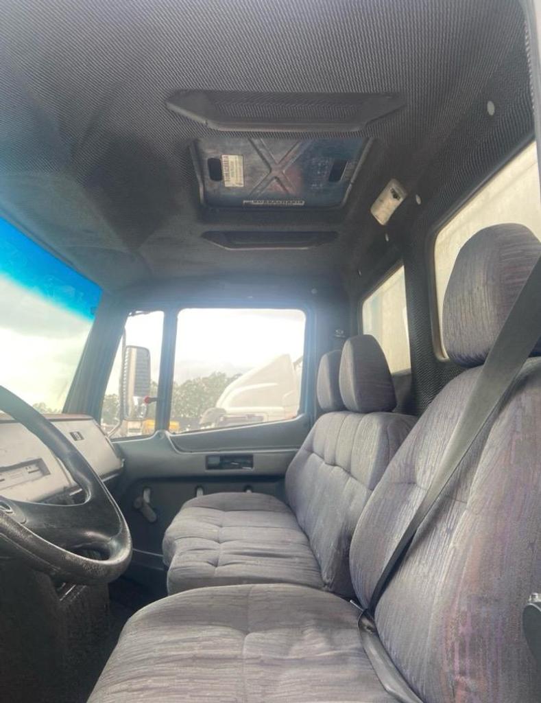 Caminhão MERCEDES BENZ MB 1618 Baú Sider ANO 1989 de Wagner Nascimento Augusto Nascimento Augusto em São Paulo
