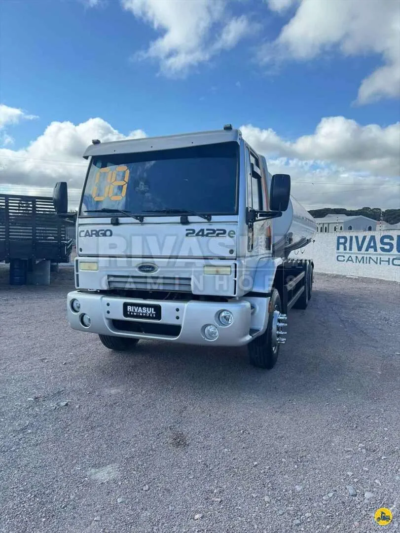 Caminhão FORD CARGO 2422 Tanque Pipa ANO 2008 de Rivasul Caminhões no Paraná