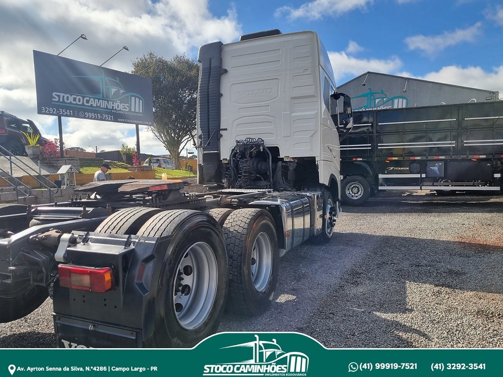 Caminhão VOLVO FH 500 Cavalo Mecânico ANO 2018 de Stoco Caminhões no Paraná