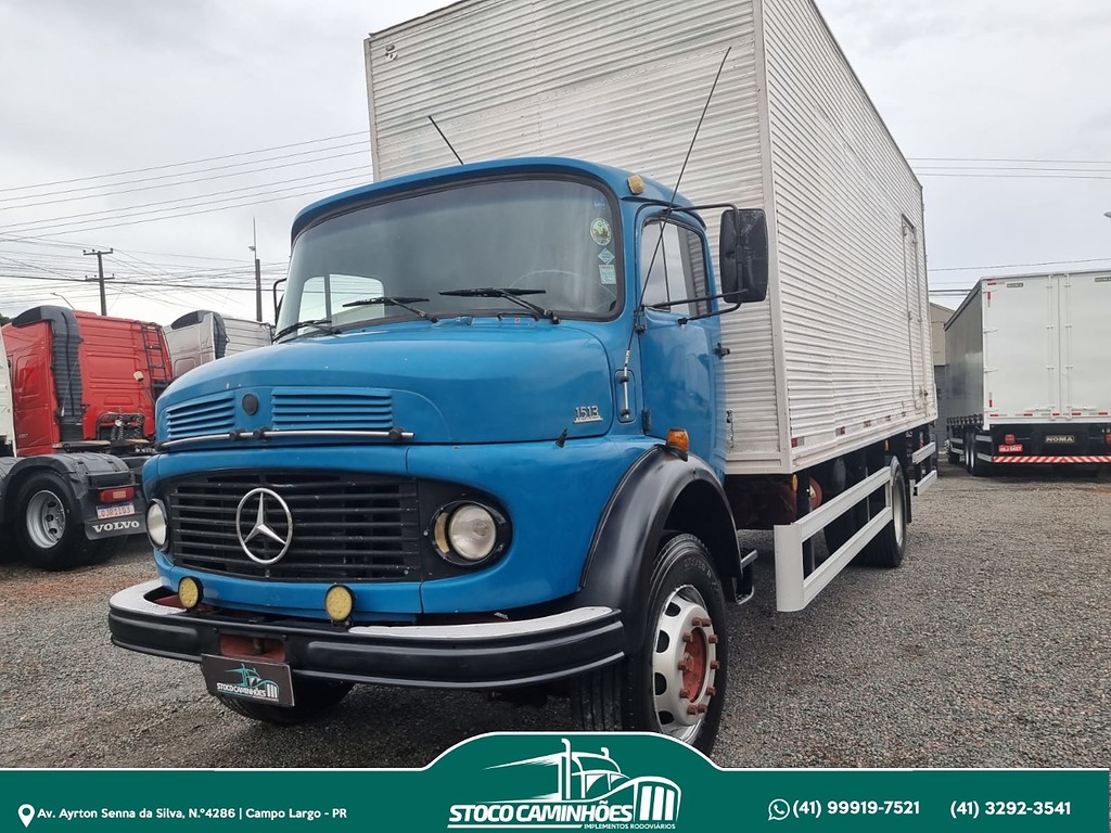 Caminhão MERCEDES BENZ MB 1513 Baú Furgão ANO 1981 de Stoco Caminhões no Paraná