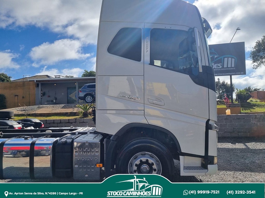 Caminhão VOLVO FH 500 Cavalo Mecânico ANO 2018 de Stoco Caminhões no Paraná