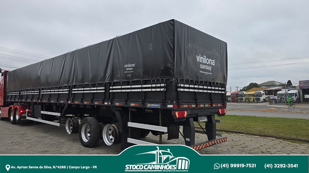 Carreta SEMI-REBOQUE GRANELEIRO Recrusul ANO 2021 3 Eixos de Stoco Caminhões no Paraná