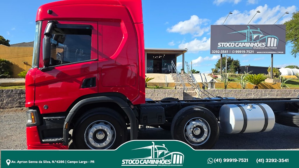 Caminhão SCANIA P360 Chassis ANO 2021 de Stoco Caminhões no Paraná