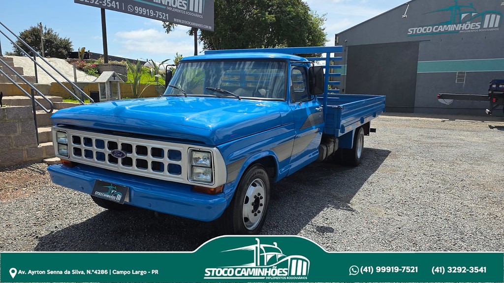Caminhão FORD F-4000 Carroceria ANO 1977 de Stoco Caminhões no Paraná